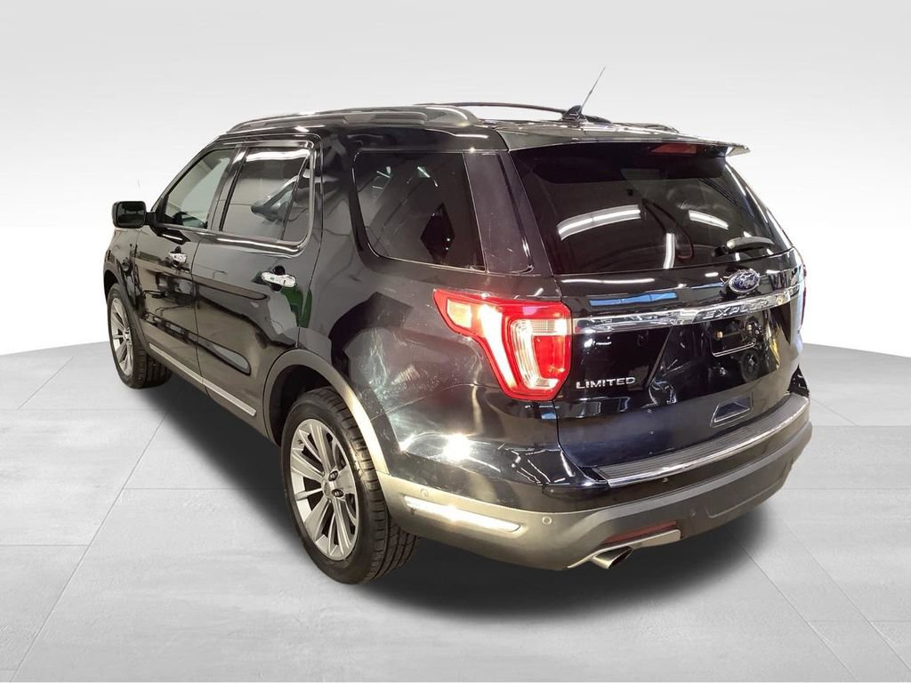 Used 2018 Ford Explorer Limited w/ Equipment Group 301A AWD/4WD image 9