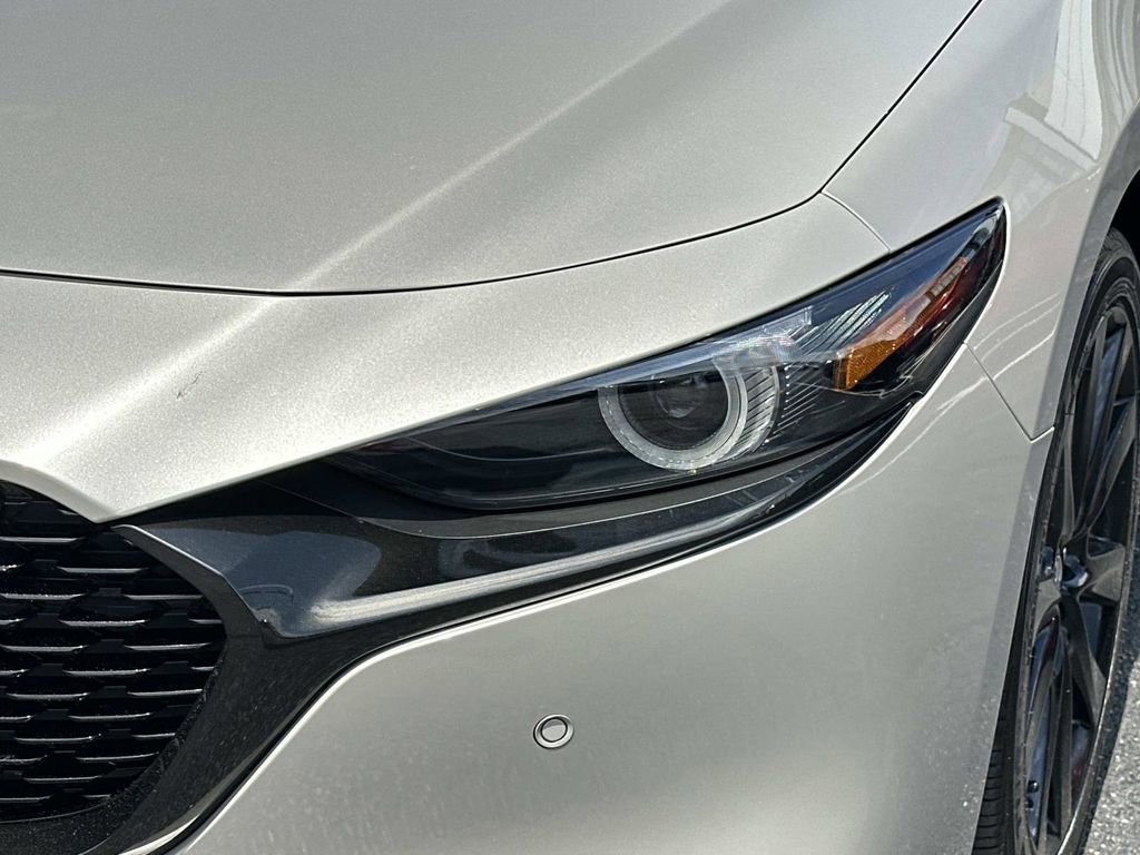 Certified 2025 MAZDA MAZDA3 2.5 Turbo Sedan w/Premium Plus AWD/4WD image 9