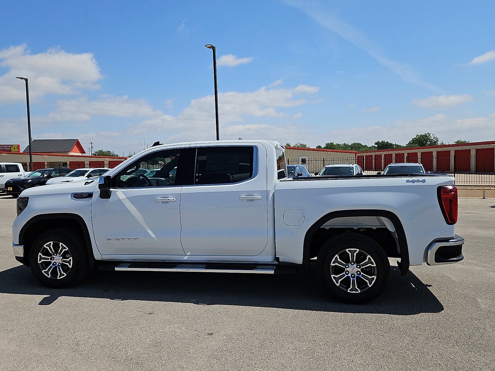 New 2026 GMC Sierra 1500 SLE AWD/4WD image 2