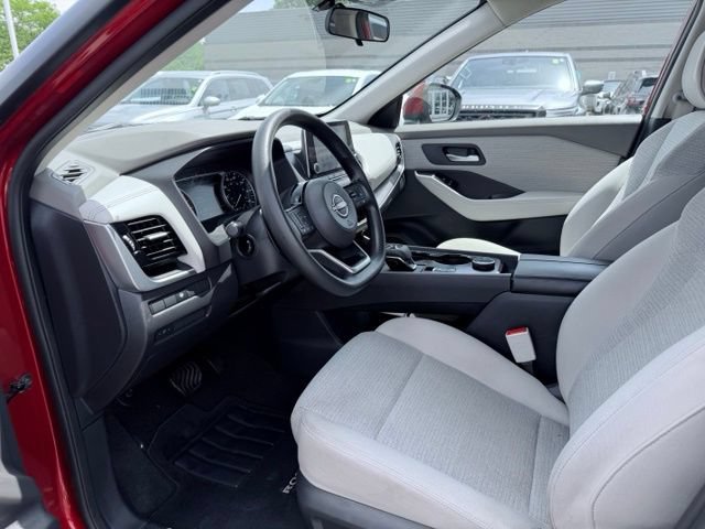 Used 2022 Nissan Rogue SV AWD/4WD image 18