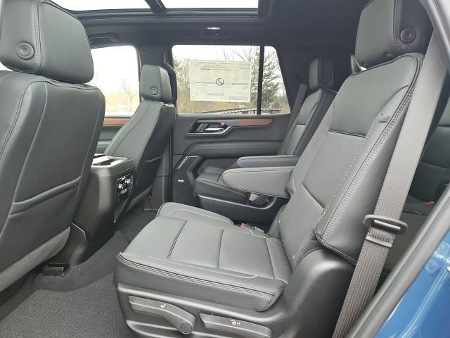 New 2026 GMC Yukon Denali w/ Sun & Power Step Package image 18