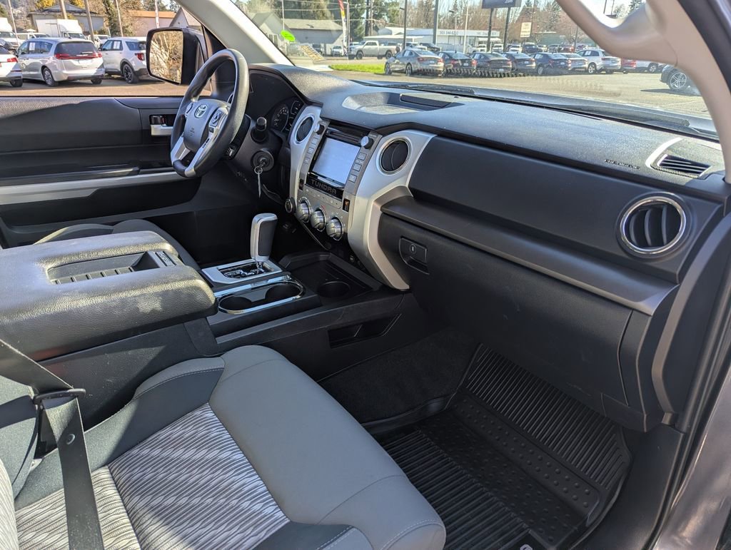 Used 2018 Toyota Tundra SR5 w/ TRD Off Road Package image 35