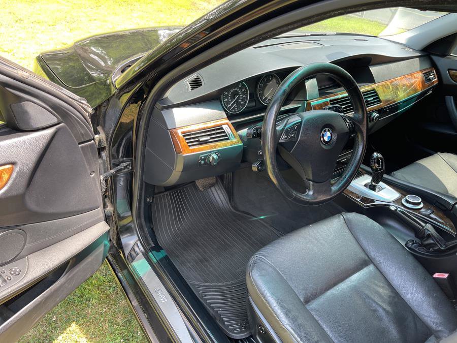Used 2008 BMW 528xi Sedan image 9