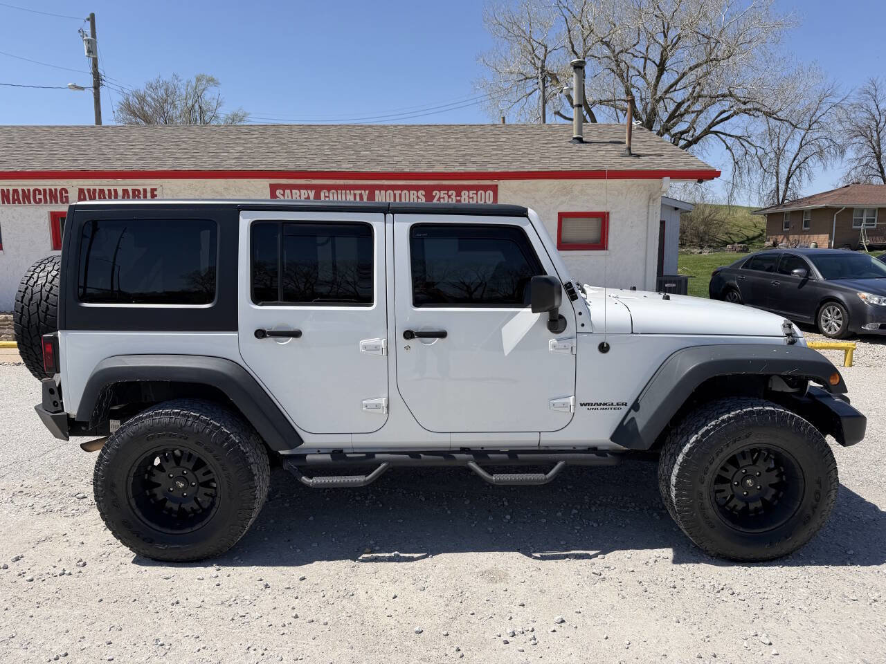 Used 2014 Jeep Wrangler Unlimited Sport w/ Quick Order Package 24S AWD/4WD image 2