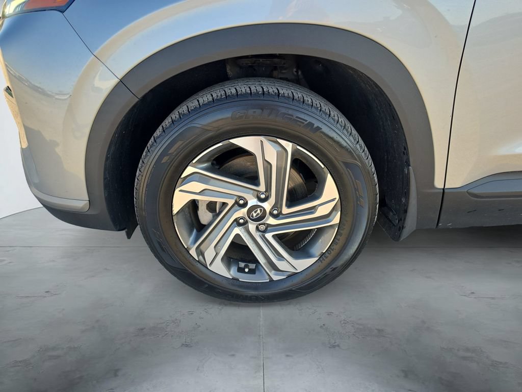 Certified 2023 Hyundai Santa Fe SEL FWD image 16