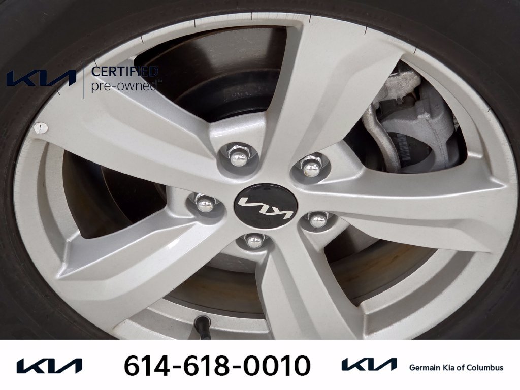 Certified 2026 Kia Sorento LX FWD image 12