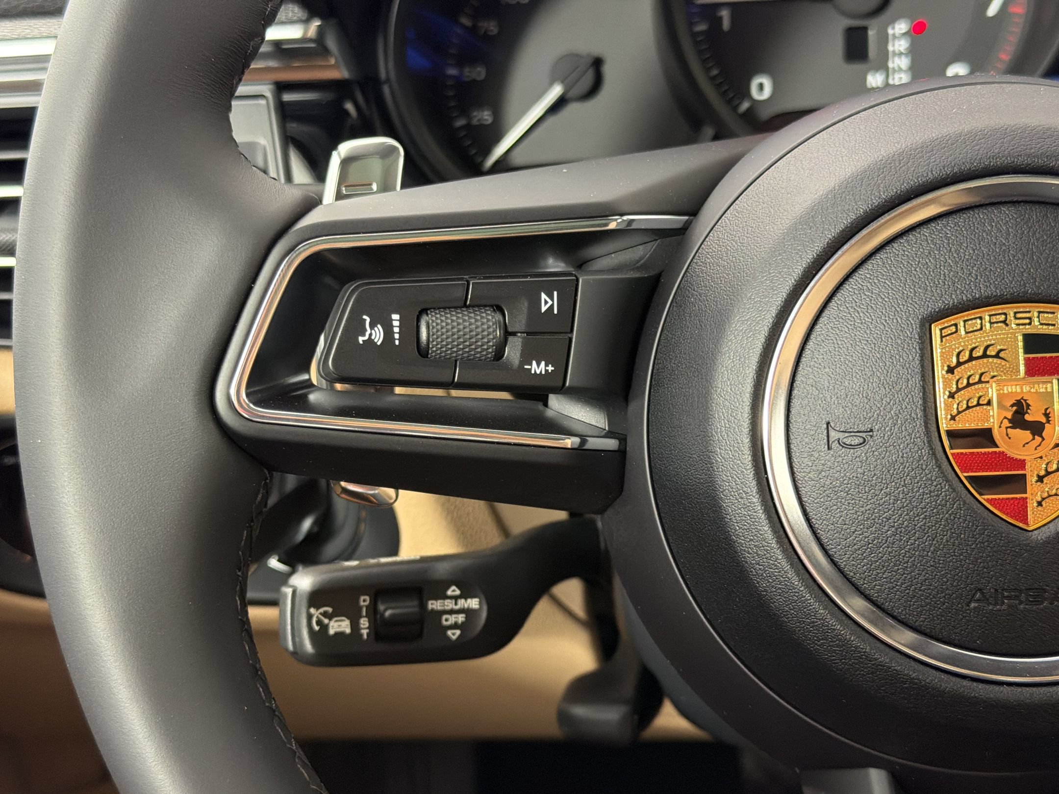 New 2026 Porsche Macan AWD/4WD image 17