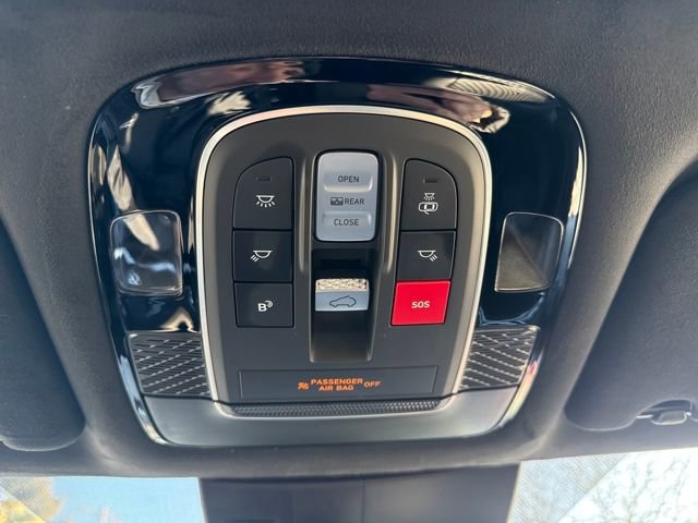 Used 2024 Hyundai Palisade Calligraphy image 39