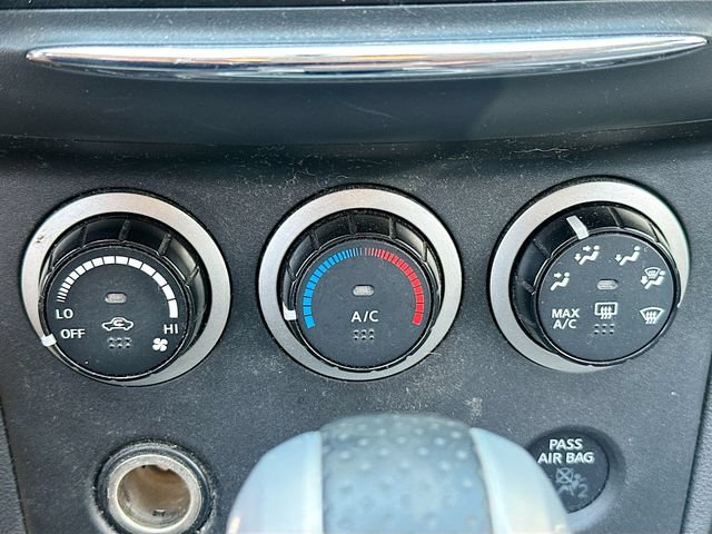 Used 2014 Nissan Rogue S w/ Convenience Package AWD/4WD image 16