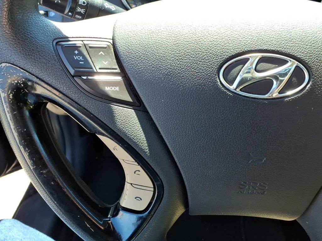 Used 2012 Hyundai Sonata GLS image 28