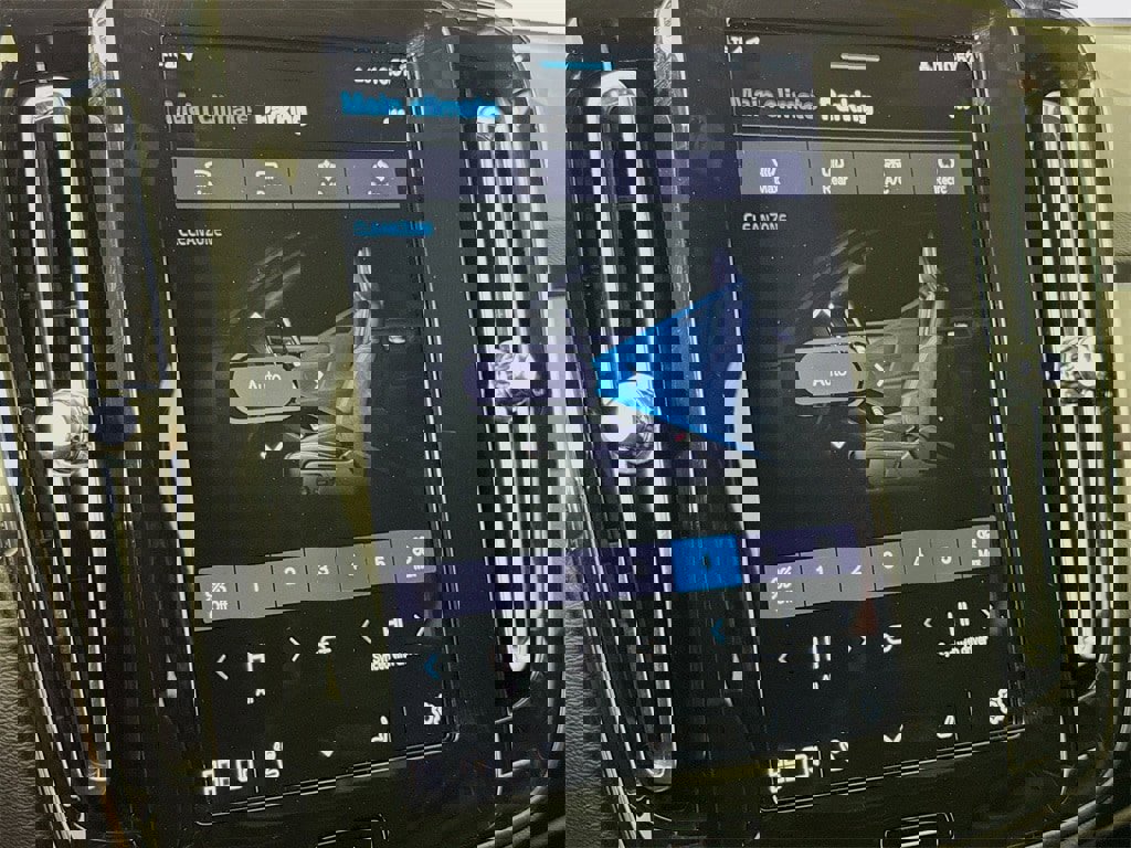 Certified 2024 Volvo XC40 Recharge Plus w/ Protection Package Premier image 16