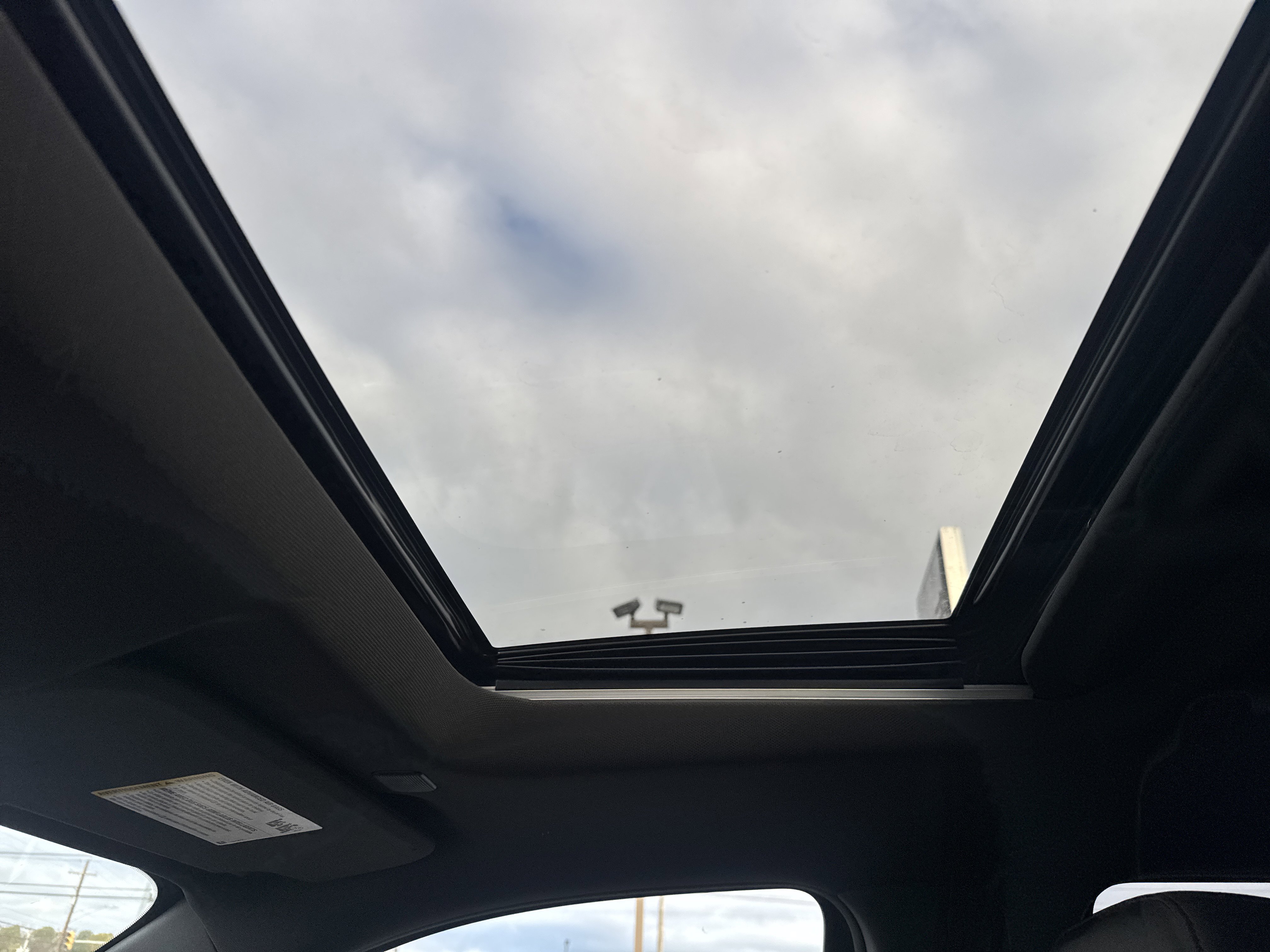 Used 2024 GMC Sierra 1500 AT4 w/ AT4 Preferred Package image 28