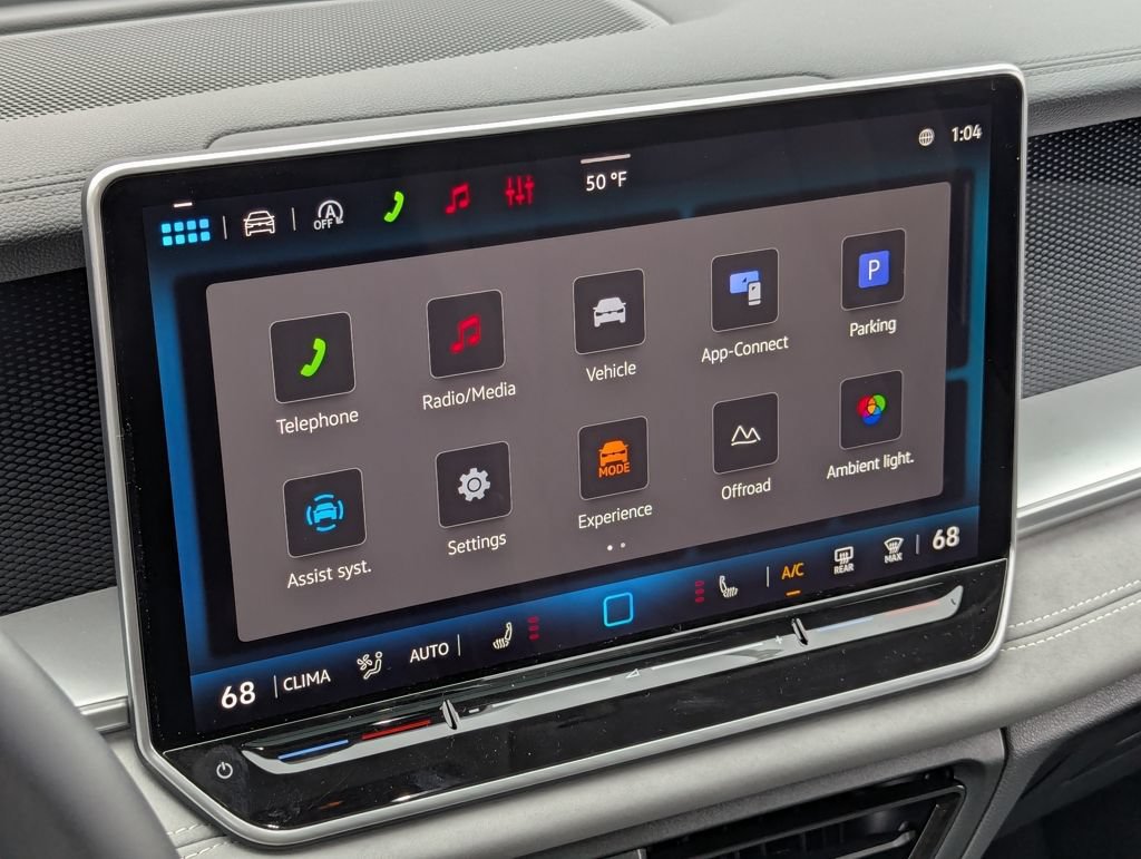 New 2026 Volkswagen Tiguan SE AWD/4WD image 18