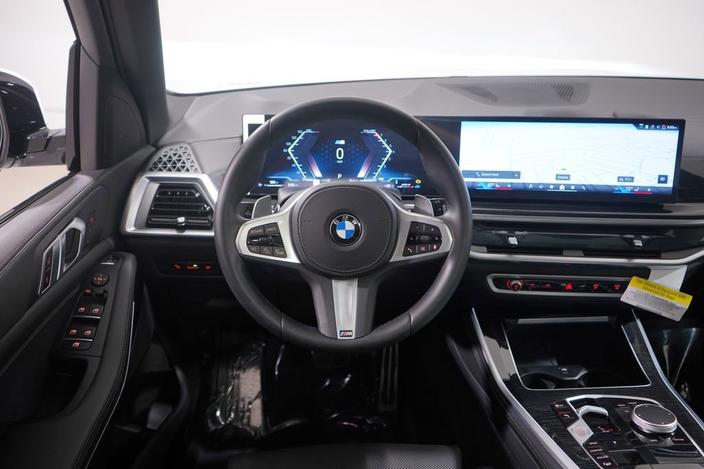 Used 2026 BMW X5 xDrive40i w/ M Sport Package image 11