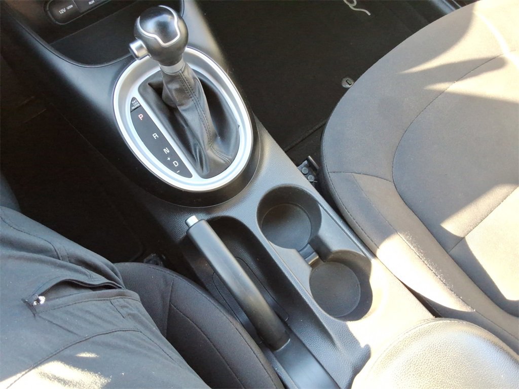 Used 2015 Kia Soul image 32