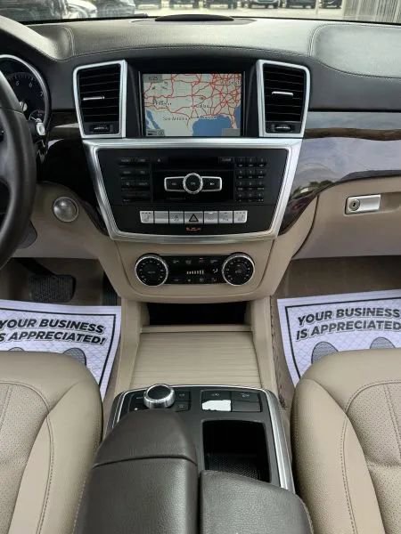 Used 2016 Mercedes-Benz GL 450 4MATIC image 22
