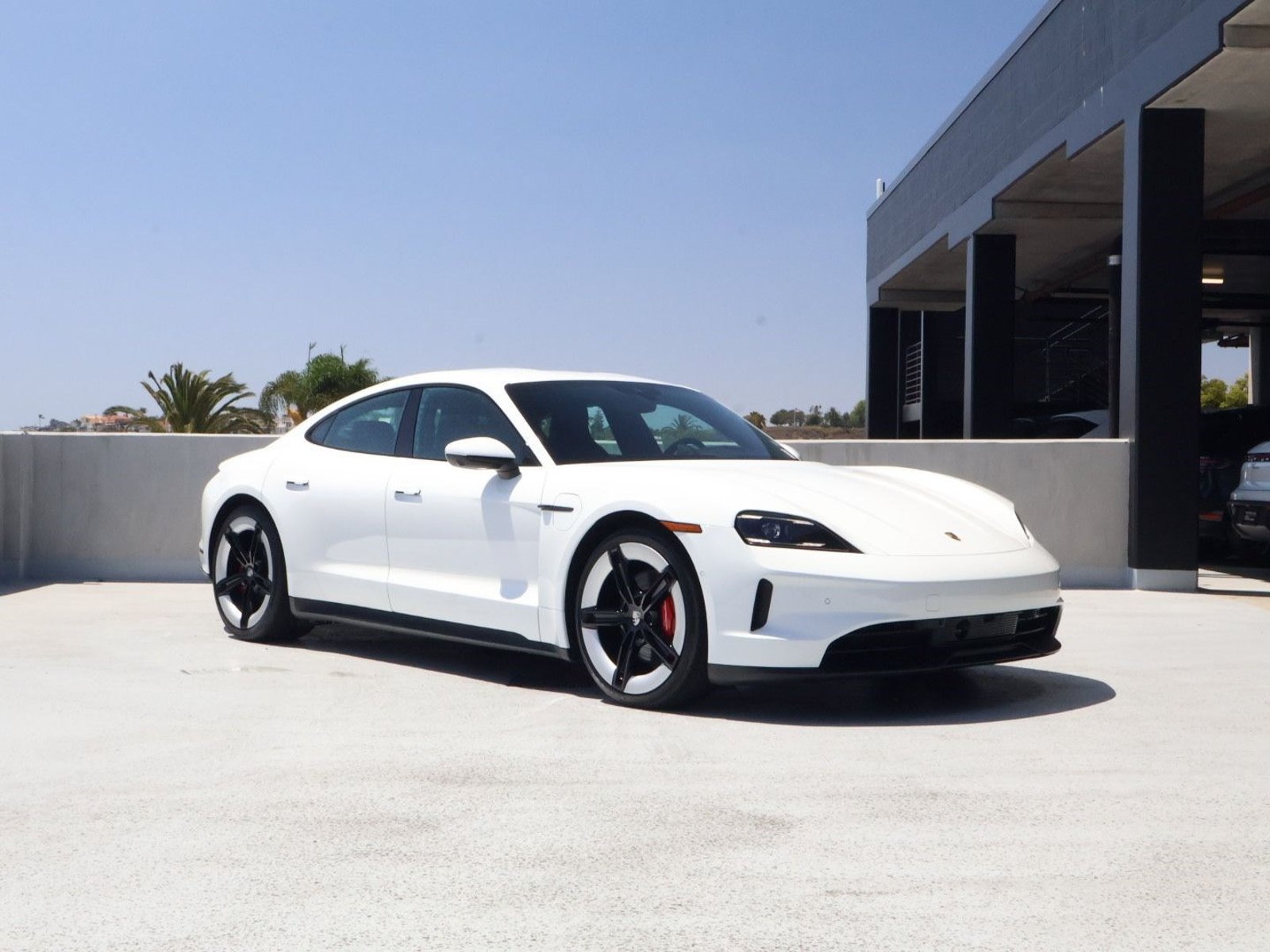 Certified 2025 Porsche Taycan 4S AWD/4WD image 7