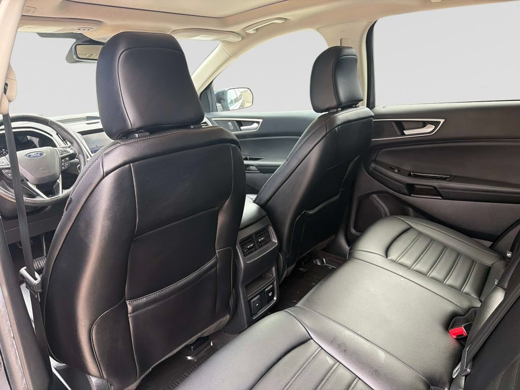 Used 2020 Ford Edge SEL w/ Convenience Package AWD/4WD image 15