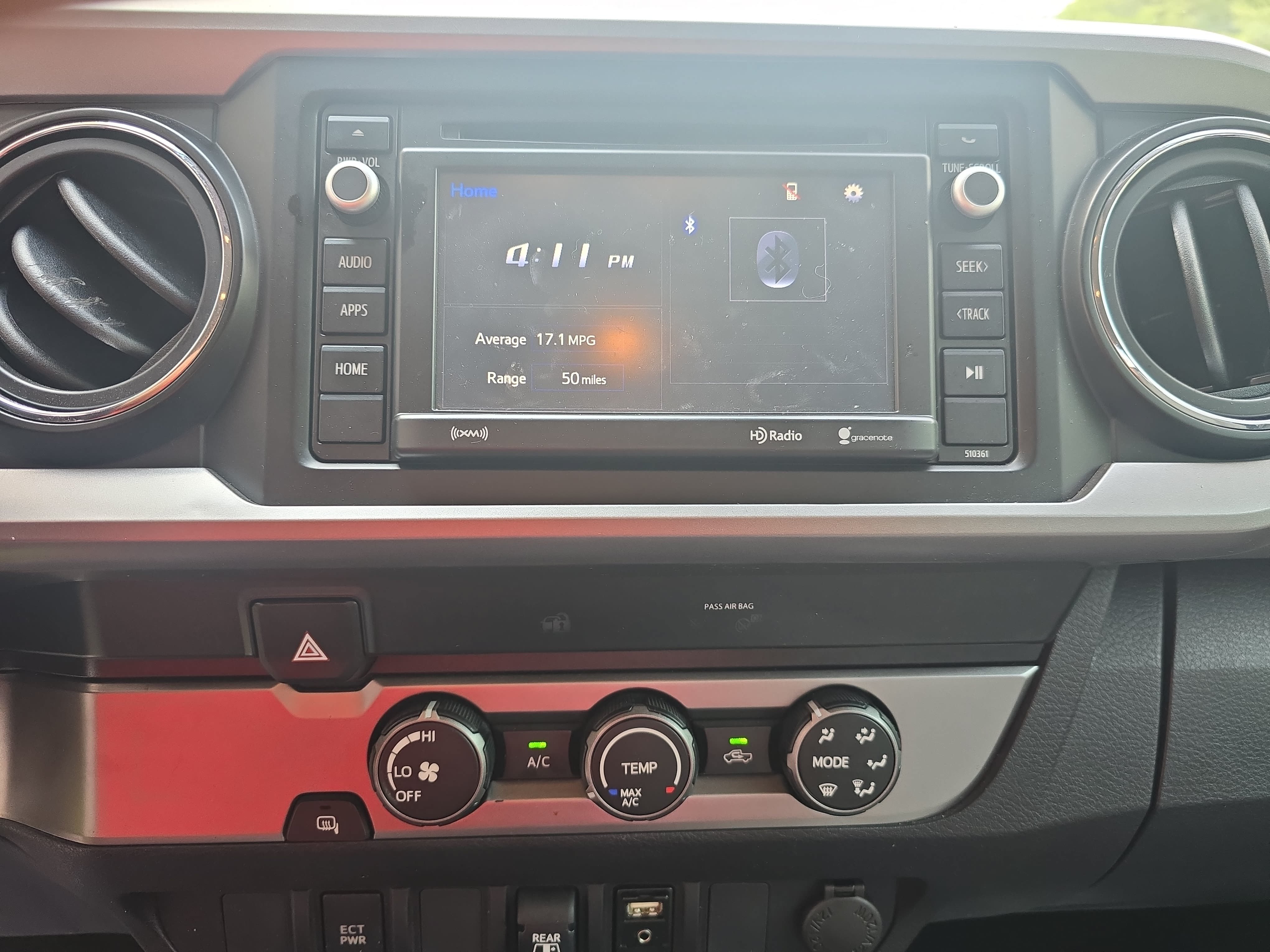 Used 2019 Toyota Tacoma SR5 RWD image 18
