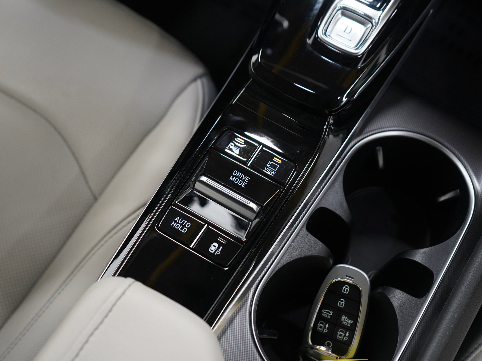 Used 2023 Hyundai Sonata Limited w/ Preferred Accessory Package image 18