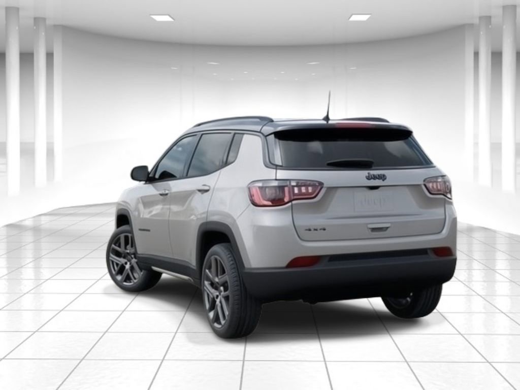 New 2026 Jeep Compass Limited image 3