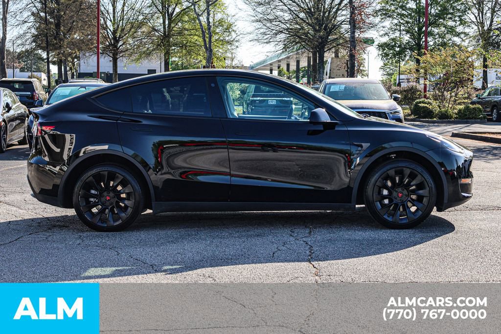 Used 2023 Tesla Model Y Long Range image 10