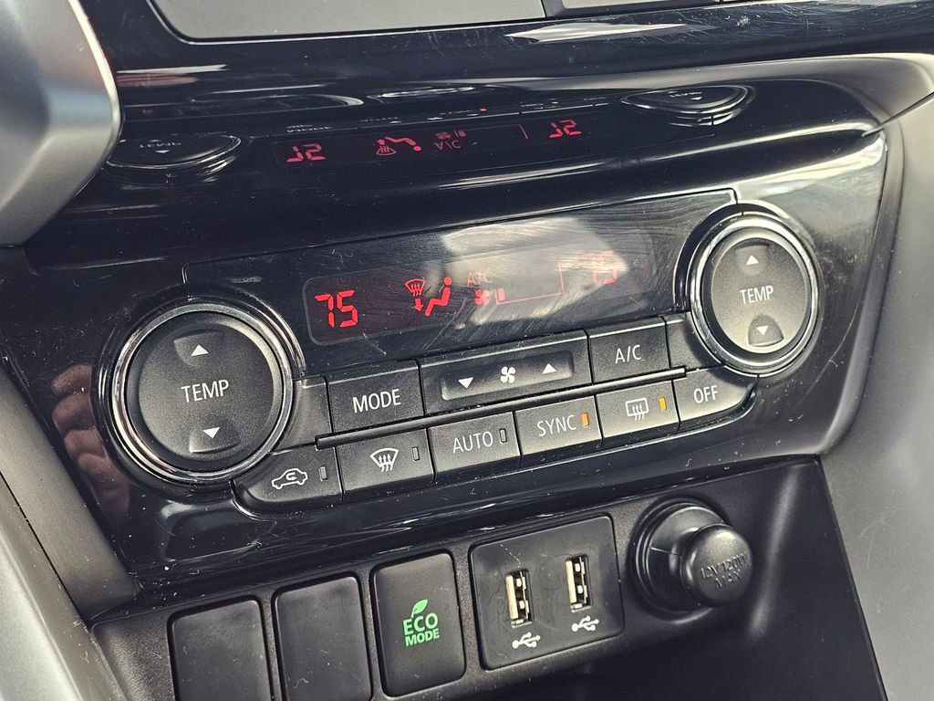 Used 2022 Mitsubishi Eclipse Cross SE image 24