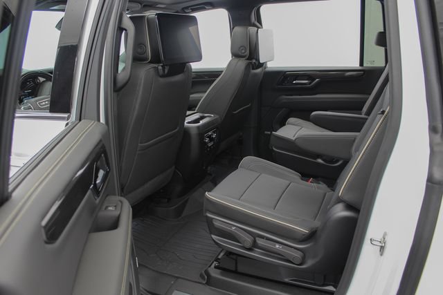New 2026 GMC Yukon XL Elevation w/ Elevation Premium Package AWD/4WD image 19