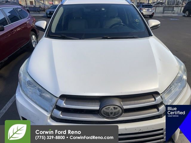Used 2018 Toyota Highlander XLE w/ Protection Package #3 AWD/4WD image 2