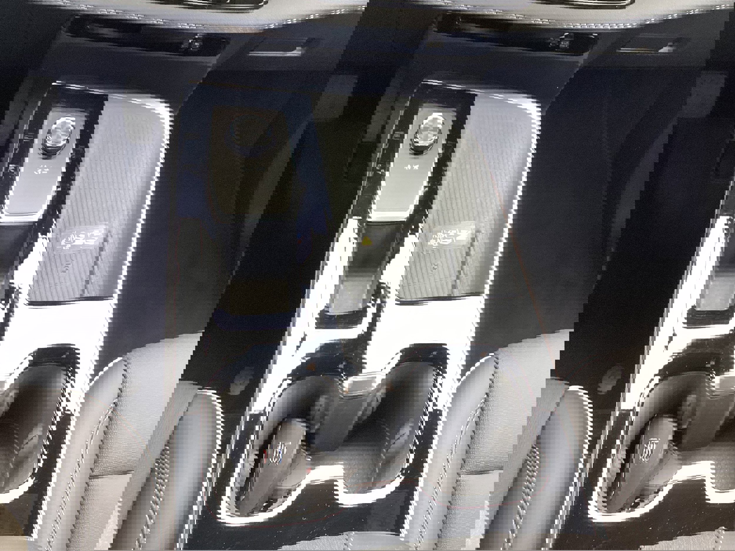 Used 2025 Buick Enclave Preferred image 21