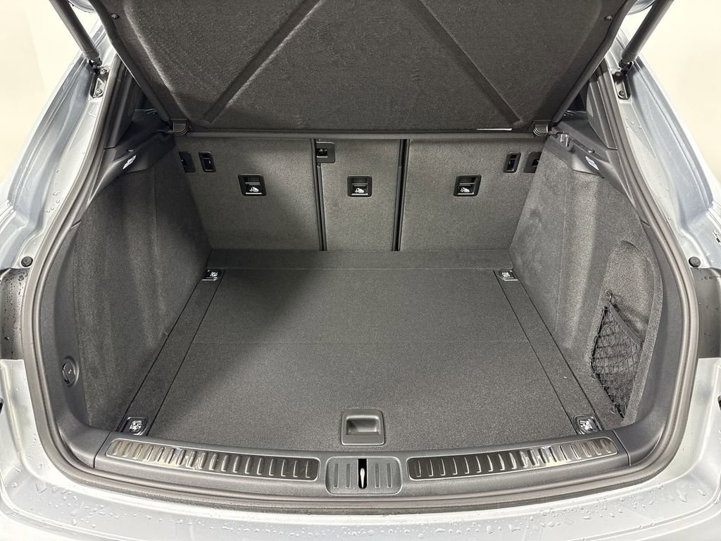 New 2026 Porsche Macan S AWD/4WD image 21