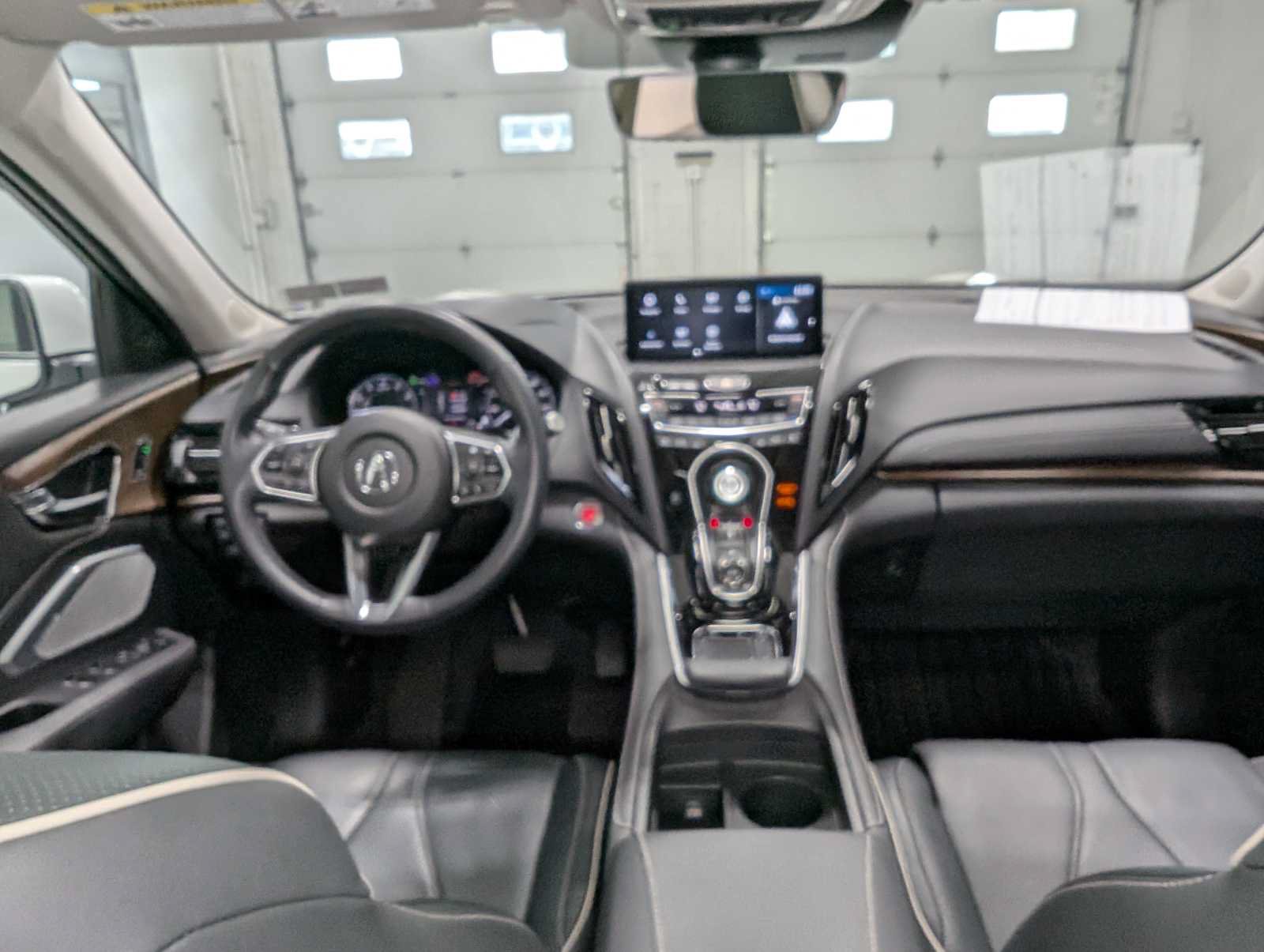 Certified 2024 Acura RDX w/ Advance Package AWD/4WD image 2