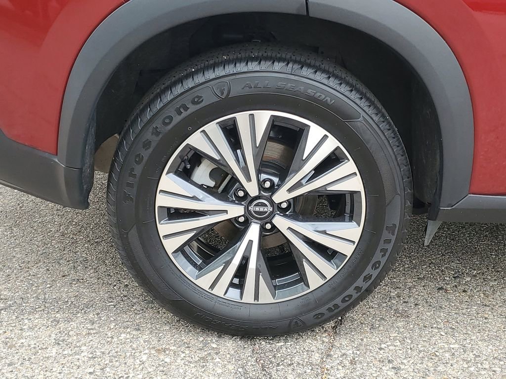 Used 2023 Nissan Rogue SV FWD image 5