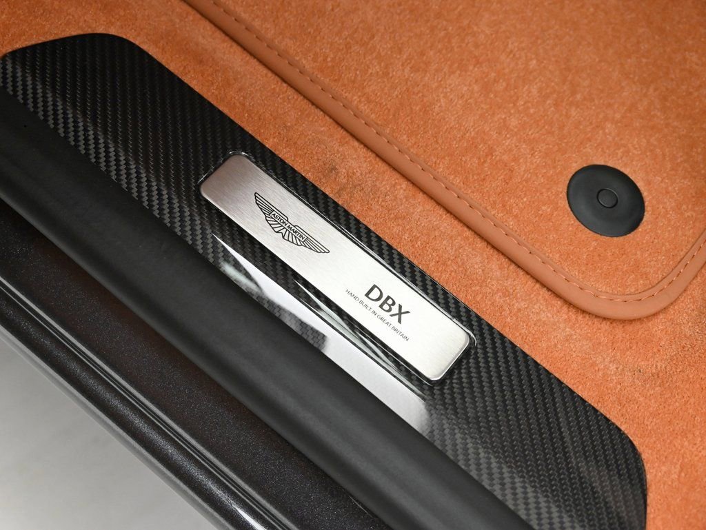 New 2026 Aston Martin DBX 707 image 21