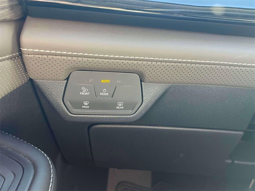 New 2024 Volkswagen Atlas SEL image 23