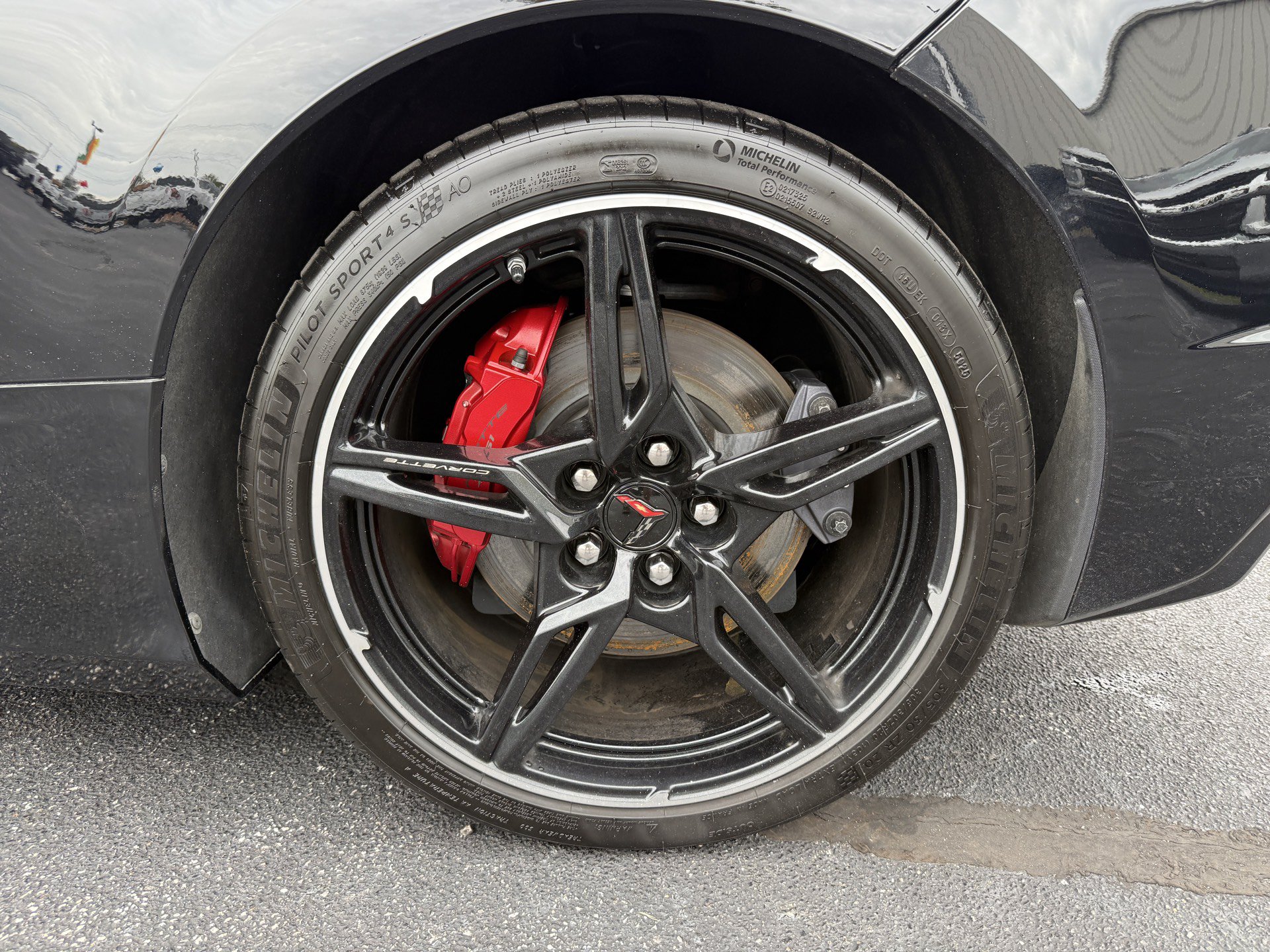 Used 2023 Chevrolet Corvette Stingray Preferred Cpe w/ Z51 Performance Package RWD image 37