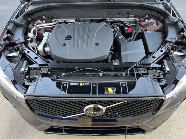 New 2026 Volvo XC60 B5 Plus w/ Protection Package Premier AWD/4WD image 40