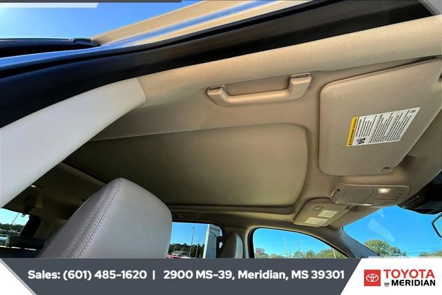 Used 2022 Ford Expedition Limited image 15