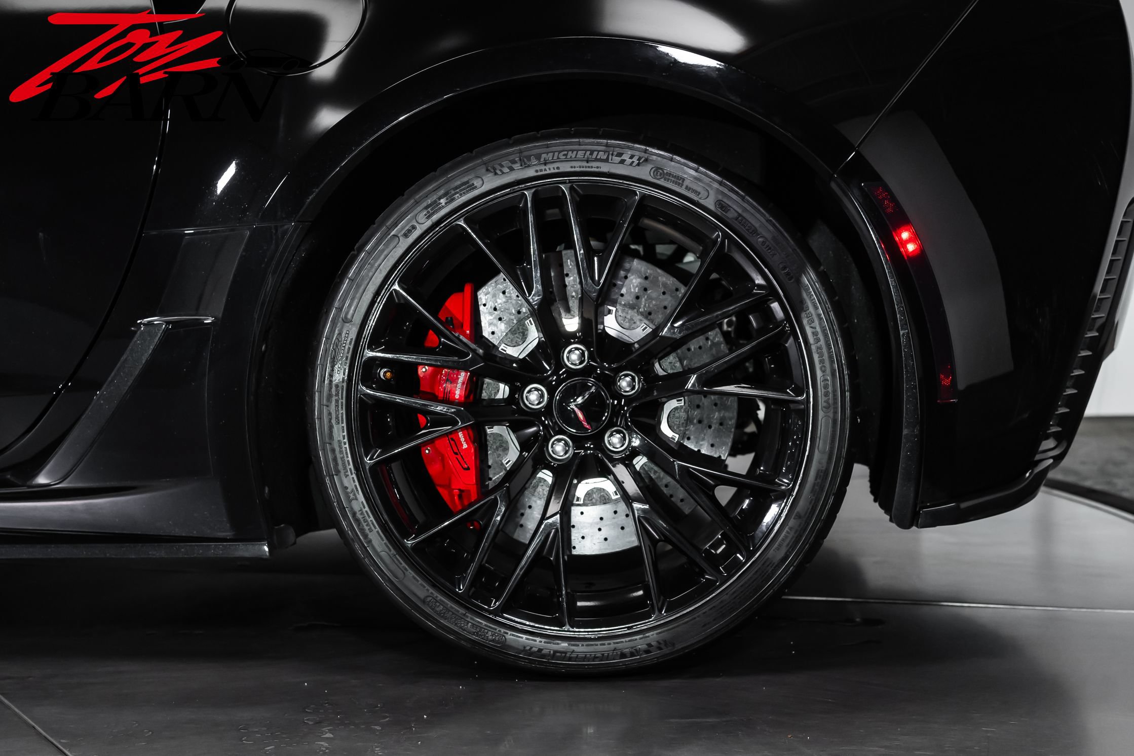 Used 2018 Chevrolet Corvette Z06 RWD image 24