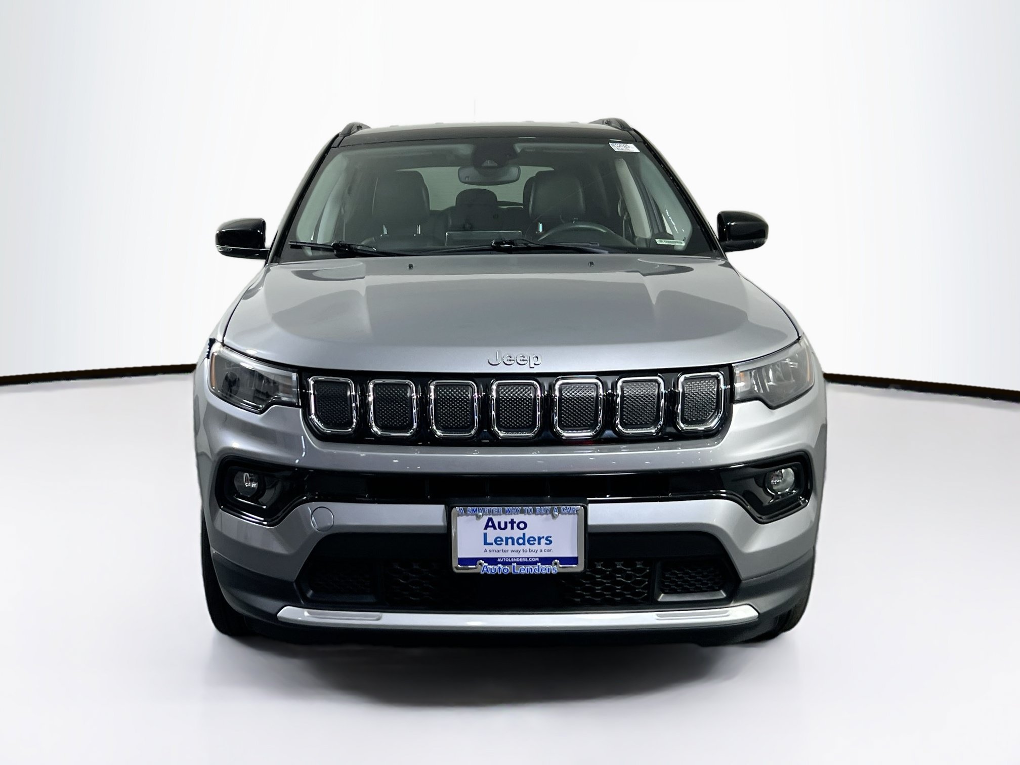 Used 2022 Jeep Compass Limited AWD/4WD image 2