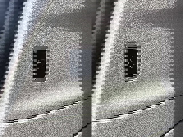 New 2023 Chrysler Pacifica Touring-L image 30