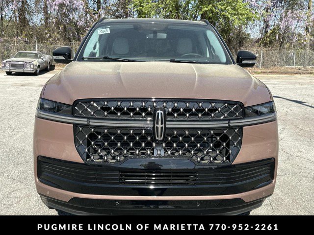 New 2026 Lincoln Navigator Black Label w/ Black Label Special Edition image 2