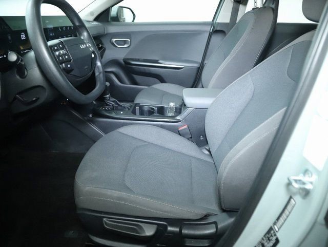 Used 2025 Kia K4 LXS image 18