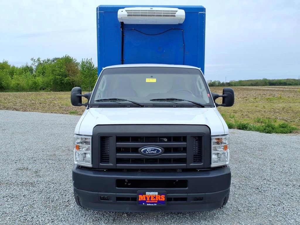 Used 2023 Ford E-350 and Econoline 350 Super Duty w/ Power Windows & Locks Group RWD image 12