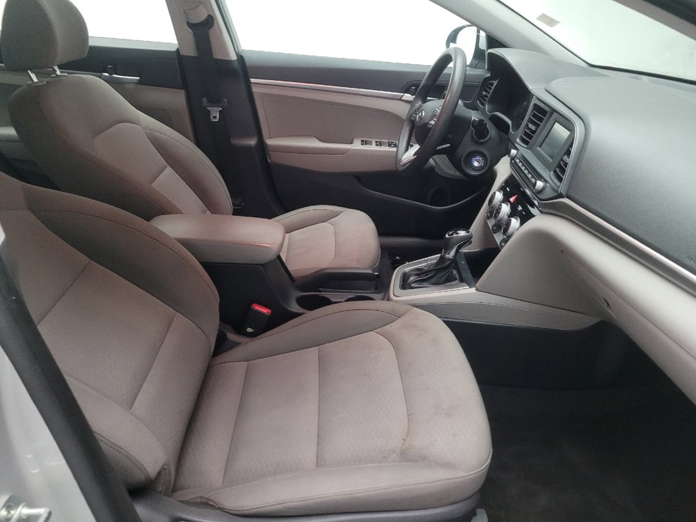 Used 2019 Hyundai Elantra SE image 21