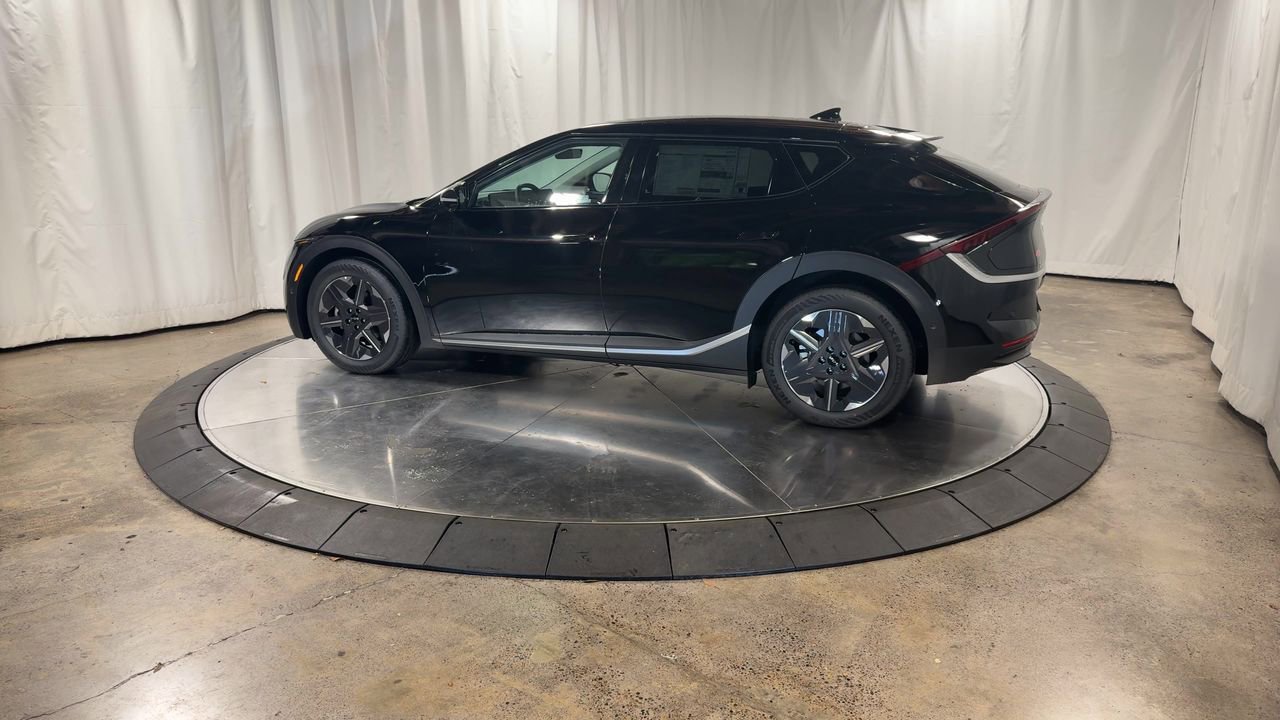 New 2025 Kia EV6 Light image 6