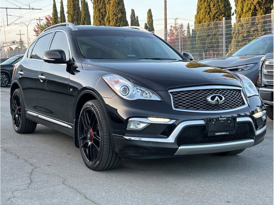 Used 2016 INFINITI QX50 AWD w/ Premium Plus Package image 3