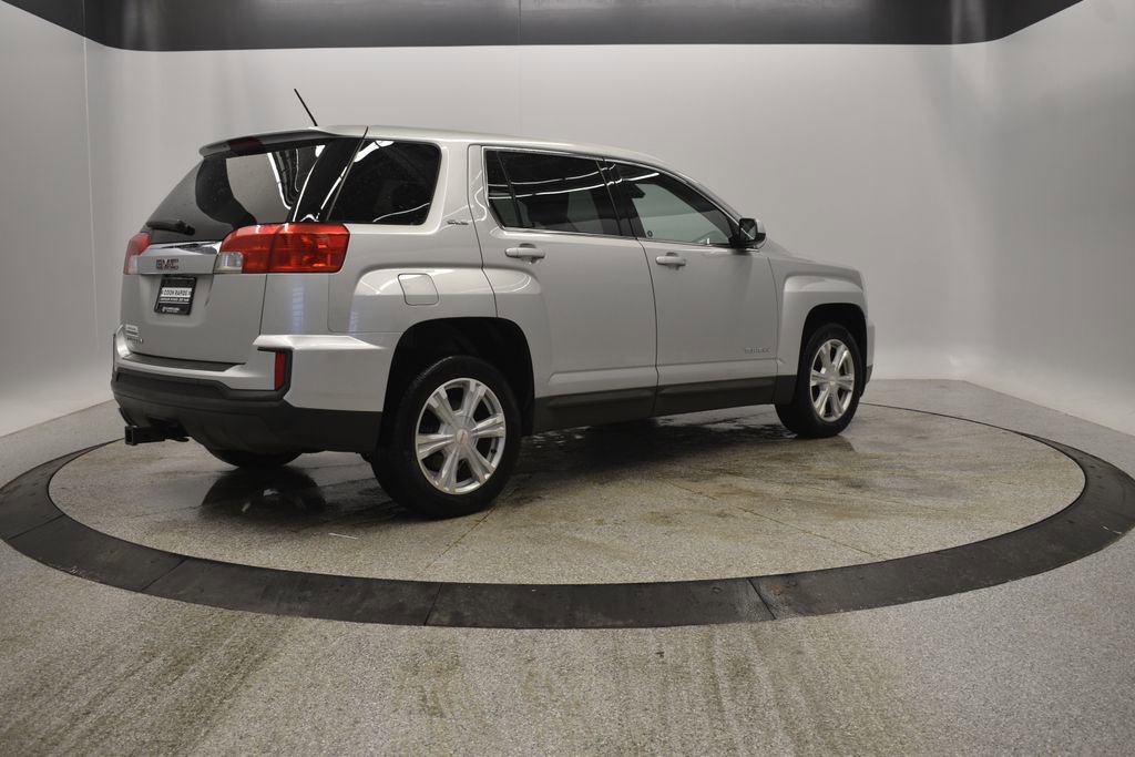 Used 2017 GMC Terrain SLE image 10