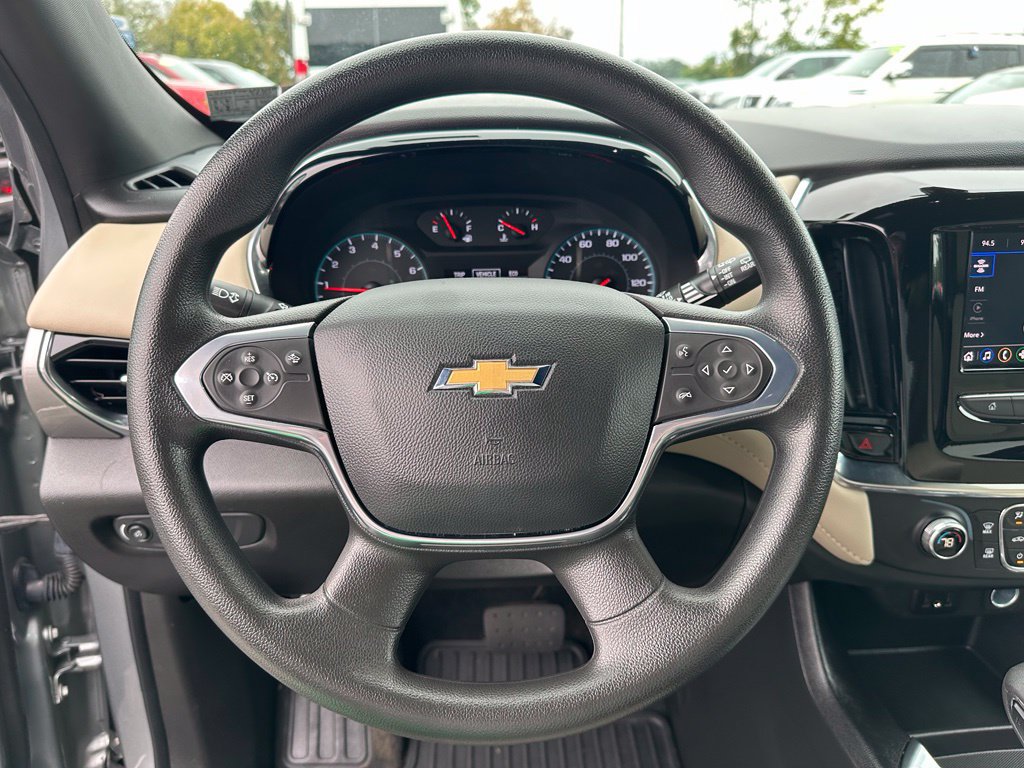Used 2023 Chevrolet Traverse LS w/ Safety Package AWD/4WD image 8