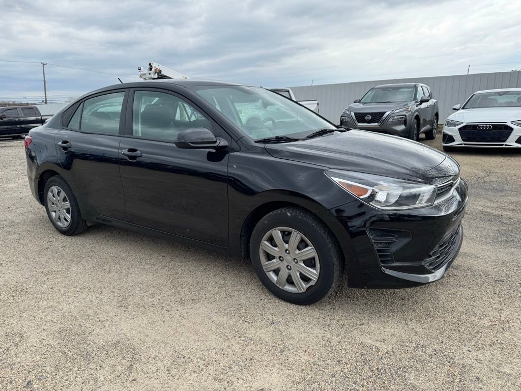 Used 2023 Kia Rio LX image 7